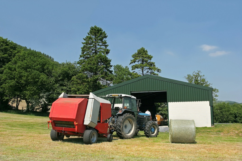 agricultural barn pre-engineered metal building