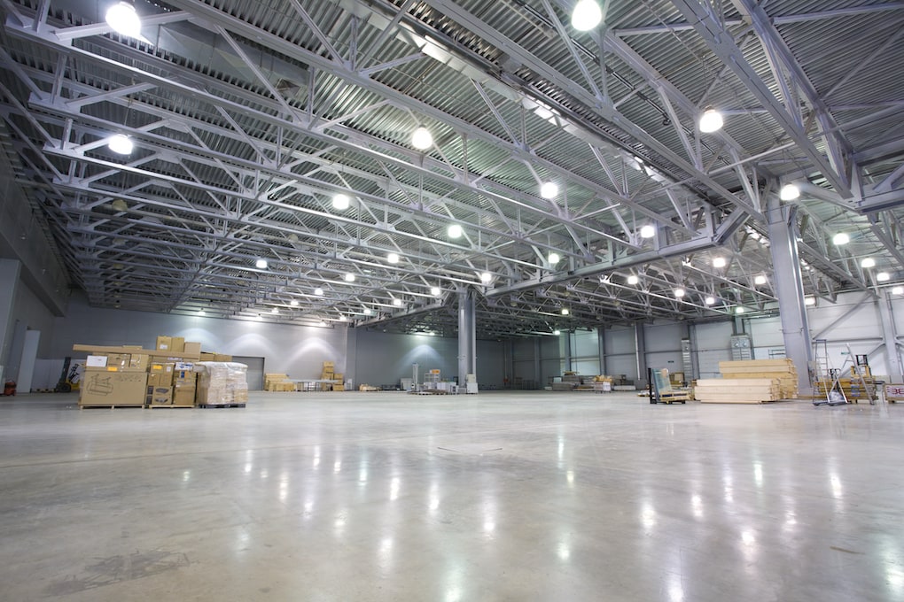 shot of a large warehouse, one of the types of commercial construction